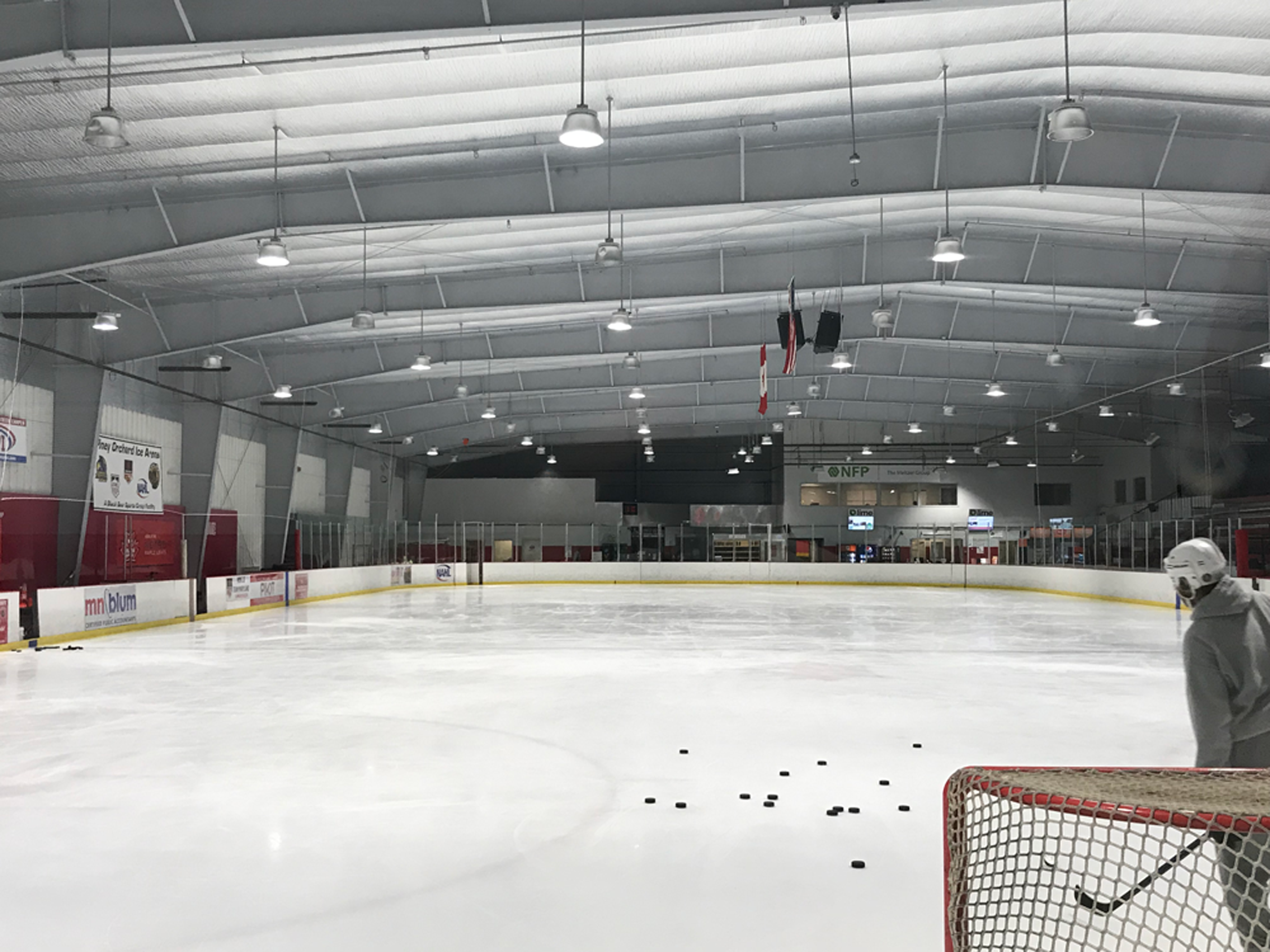 pre-engineered steel building ice rink