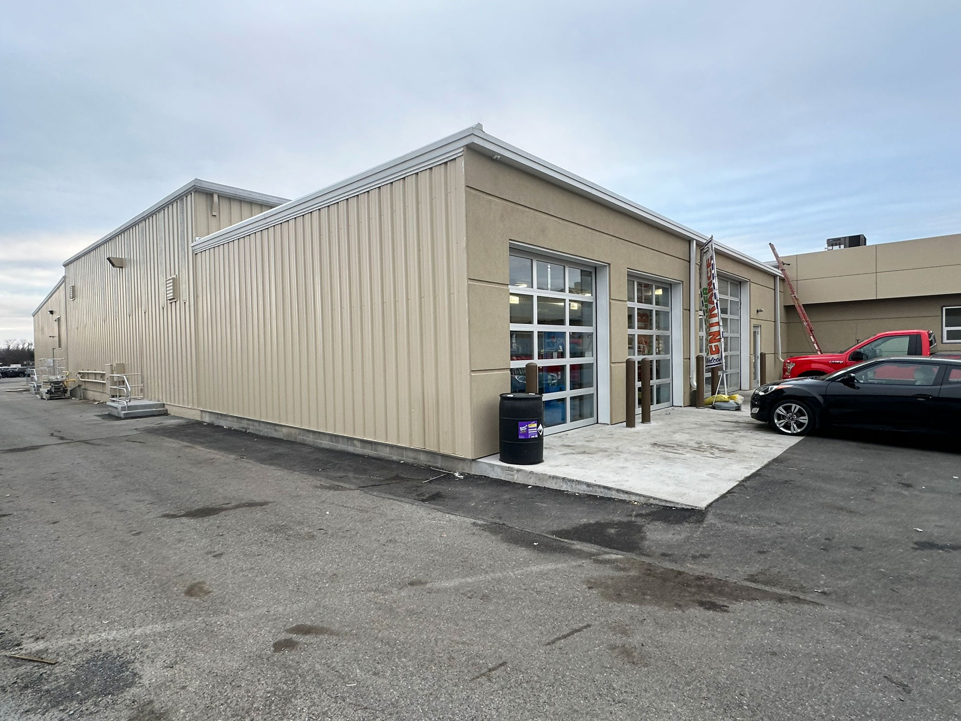 pre-engineered-steel-buildings-Al-Packer-Ford
